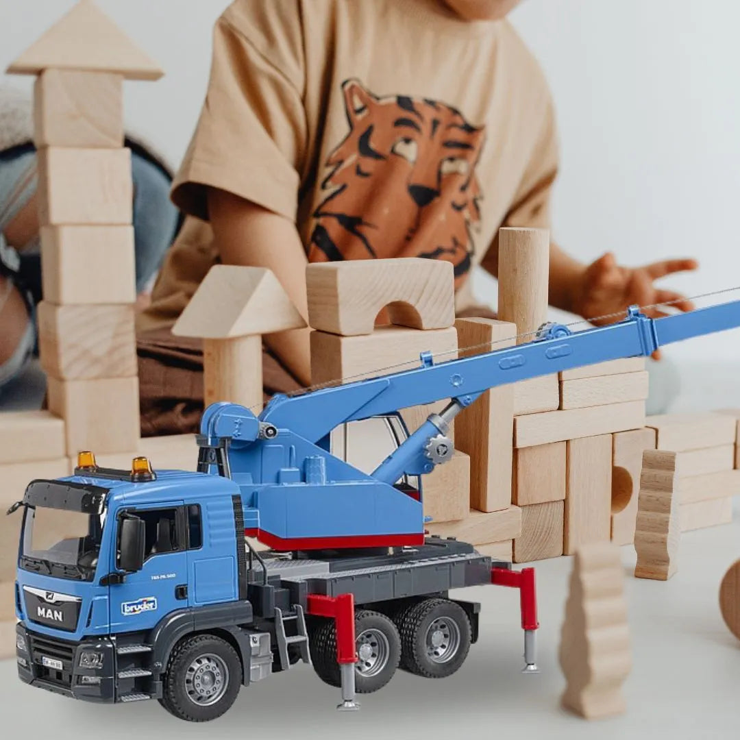 Bruder MAN TGS truck with crane