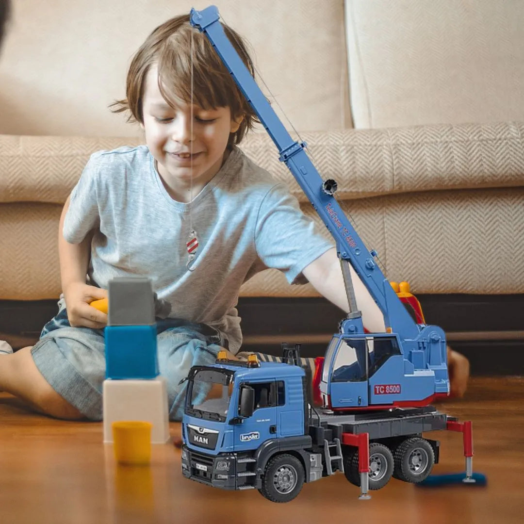 Bruder MAN TGS truck with crane