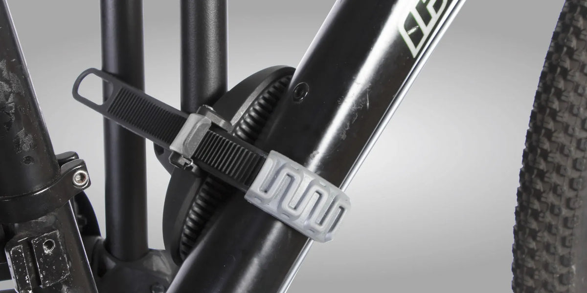 Buzzrack Eazzy 1 Bike Tow Bar Rack - Folding Platform with 13-Pin Plug