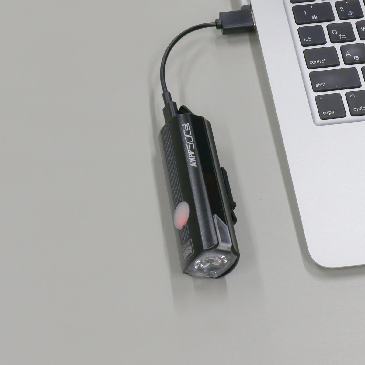Cateye AMPP 500S Front Bike Light - 500 Lumen USB-C Rechargeable with Wide Beam