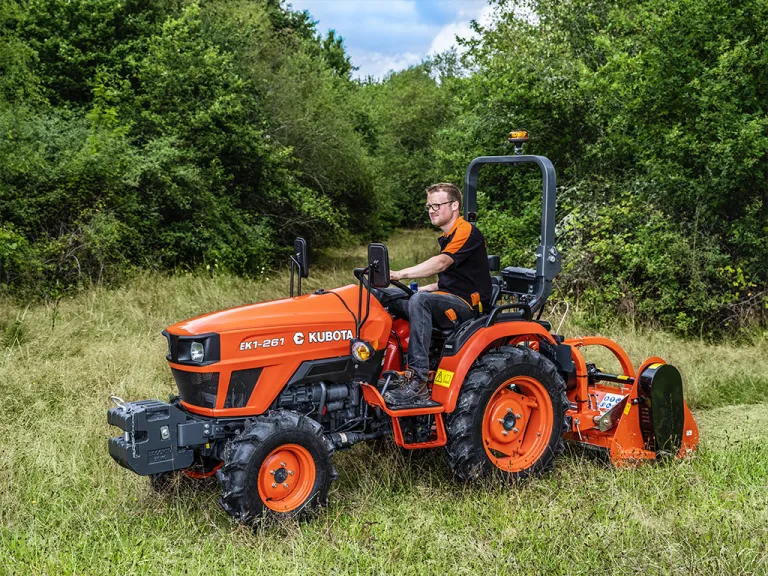 Kubota EK1-261 Compact Tractor