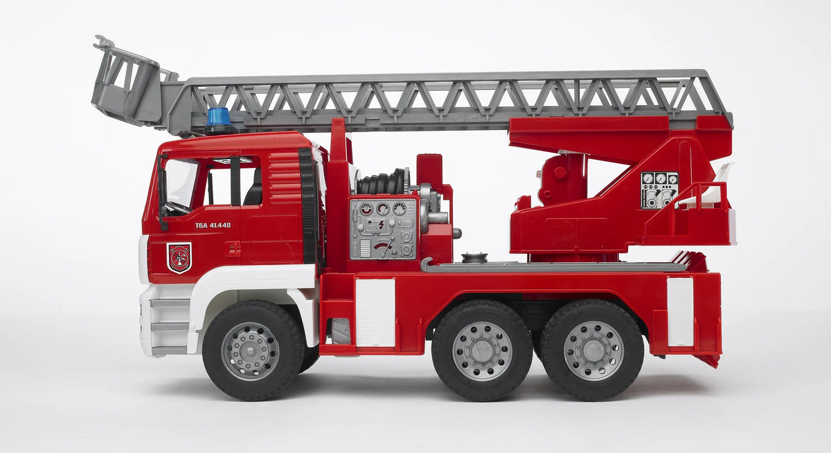 Bruder MAN TGA Fire engine with selwing ladder