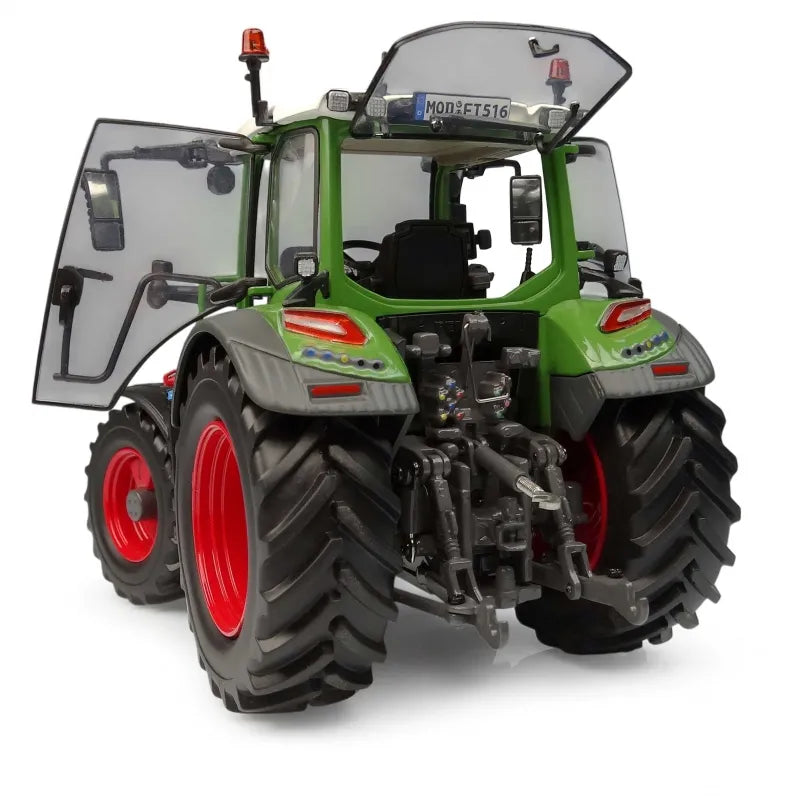 Fendt 516 Vario Model Tractor 1:32 Scale Die‑Cast by Universal Hobbies