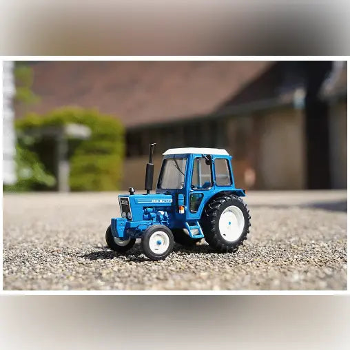 Britains Ford 6600 Tractor 1:32 Scale Model 43308
