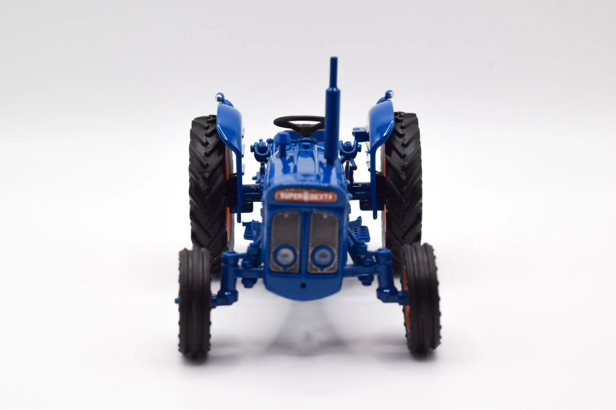Fordson Super Dexta Model Tractor 1:32 Scale Die‑Cast by Universal Hobbies (1962)