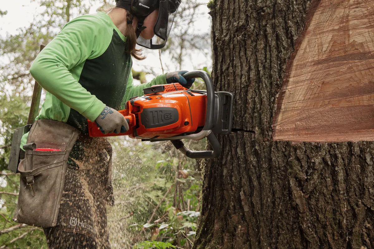 Husqvarna 592 XP Chainsaw - Premium 93cc Professional Chainsaw with 36 inch Bar