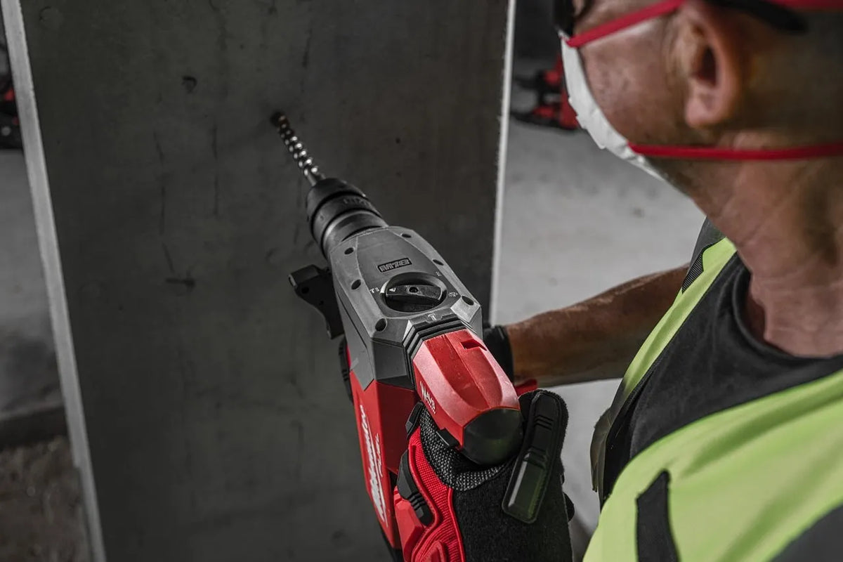 Milwaukee M18 FUEL 32mm SDS-Plus Hammer Drill with ONE-KEY & FIXTEC Chuck Kit (M18 ONEFHPX-552X)