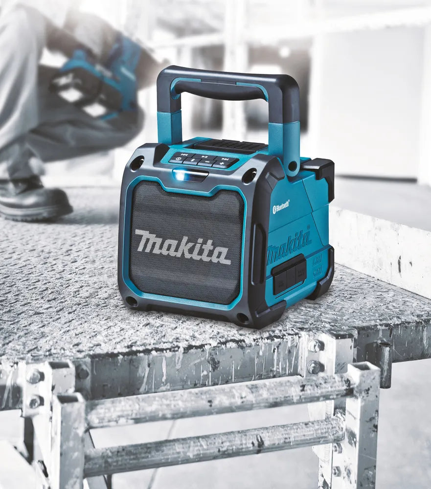 Makita DMR200 Bluetooth Speaker CXT/LXT | IP64 Rated, 12V/18V, Robust & High-Efficiency for Worksites