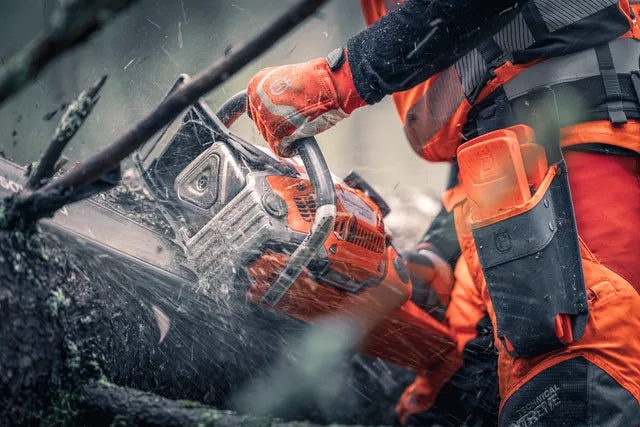 Husqvarna 592XP 28" Bar Chainsaw - Professional 93cc Chainsaw for Forestry and Tree Care