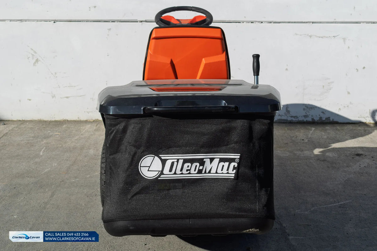 Oleo-Mac Ride On Mower OM92R/16K - 16hp 36" with Mulching Kit & 300L Grass Collector
