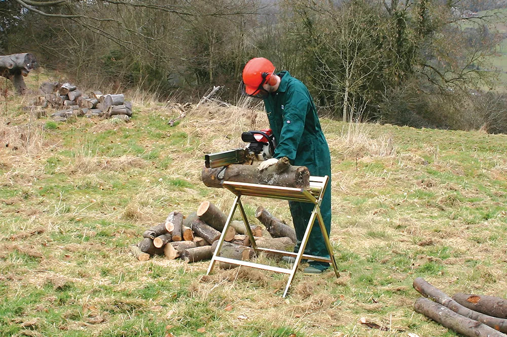 Portek Logmaster Heavy Duty Saw Horse Chainsaw Mounted Log Bench