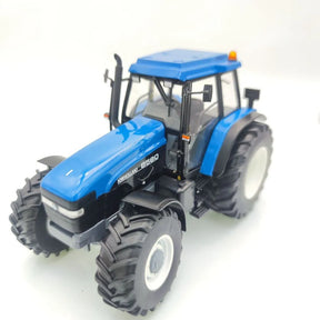 New Holland 8560 4WD Tractor with Rear Dual Wheels Model Tractor 1:32 Scale Die‑Cast by Replicagri