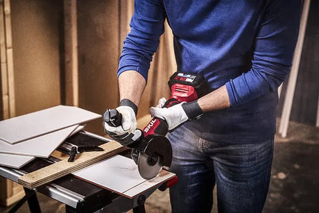 Skil 20V Brushless Angle Grinder Kit - 115mm, Cordless with SoftStart & 4.0Ah Battery