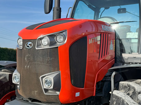 Kubota M7-152