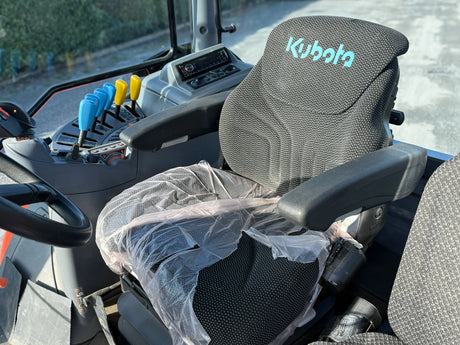Kubota M7-152