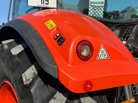 Kubota M7-152