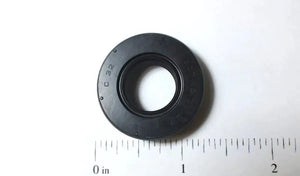 Kubota Oil Seal 31381-76390 - Genuine Hydraulic Pump Seal for Tractors & Machinery