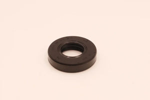 Kubota Oil Seal 31381-76390 - Genuine Hydraulic Pump Seal for Tractors & Machinery