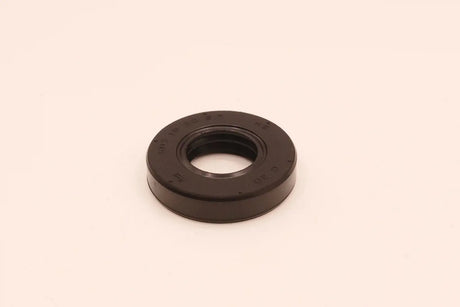 Kubota Oil Seal 31381-76390 - Genuine Hydraulic Pump Seal for Tractors & Machinery