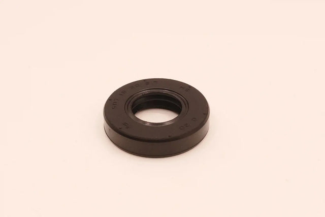 Kubota Oil Seal 31381-76390 - Genuine Hydraulic Pump Seal for Tractors & Machinery