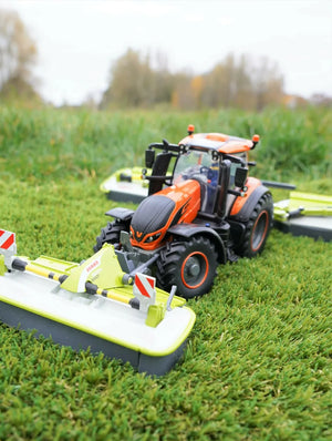 Britains CLAAS Disco 3600FC Front Mower - 1:32 Scale
