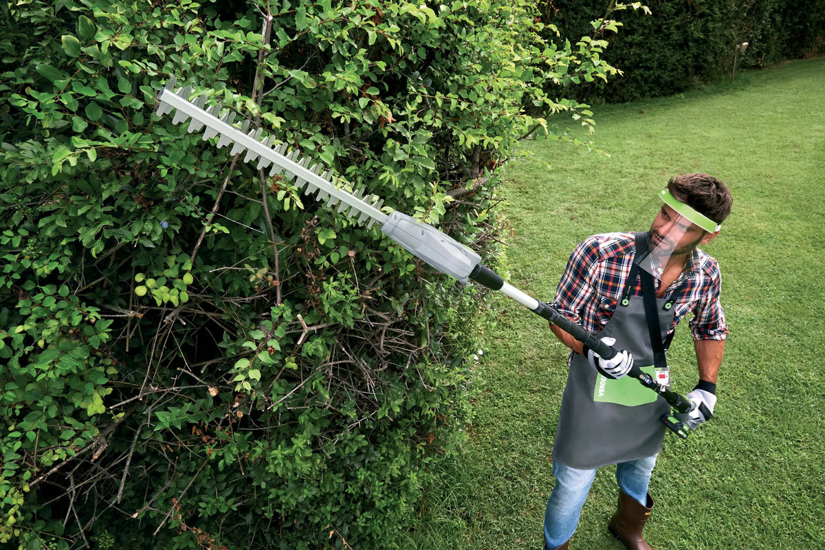 Verdemax TT20 Battery Powered Telescopic Hedge Trimmer | 20V 2Ah Battery Included | 440mm Bar