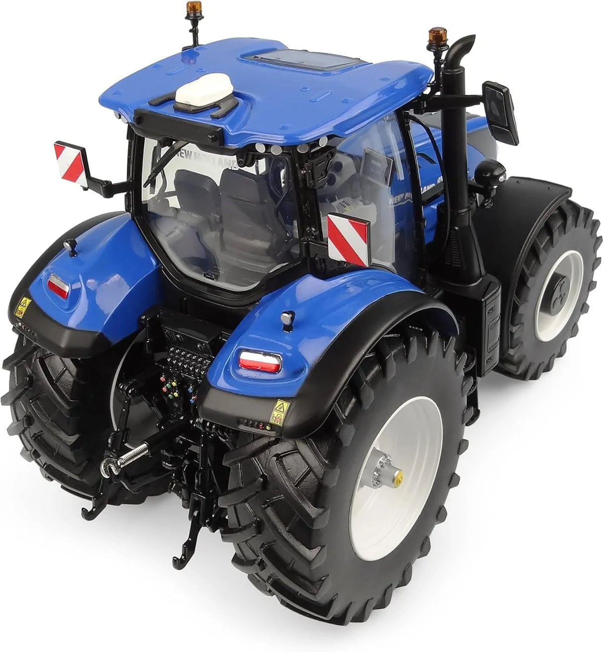 New Holland T7.300 Model Tractor 1:32 Scale Die‑Cast by Universal Hobbies