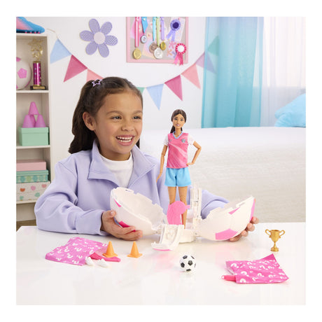 Barbie Team Roll & Reveal Football Player Set