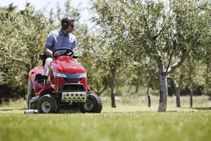 Honda HF2625 HME Ride-On Lawnmower