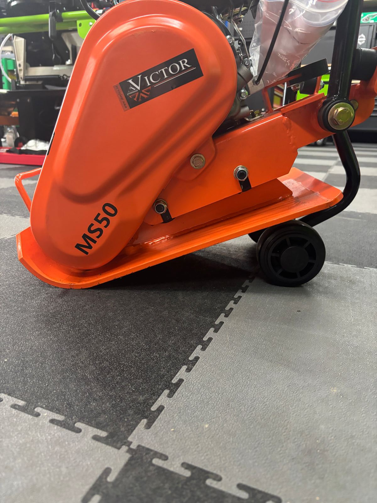 Victor MS50 12" Plate Compactor