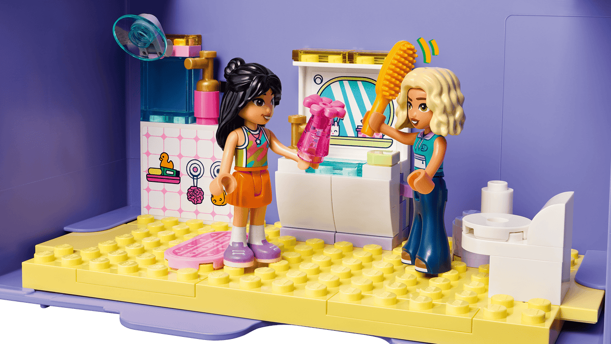 LEGO Friends 42697 Creative Dollhouse Suitcase