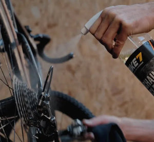 Bike7 Chain Clean 1L - Powerful Chain and Transmission Cleaner, Fast-Acting Formula