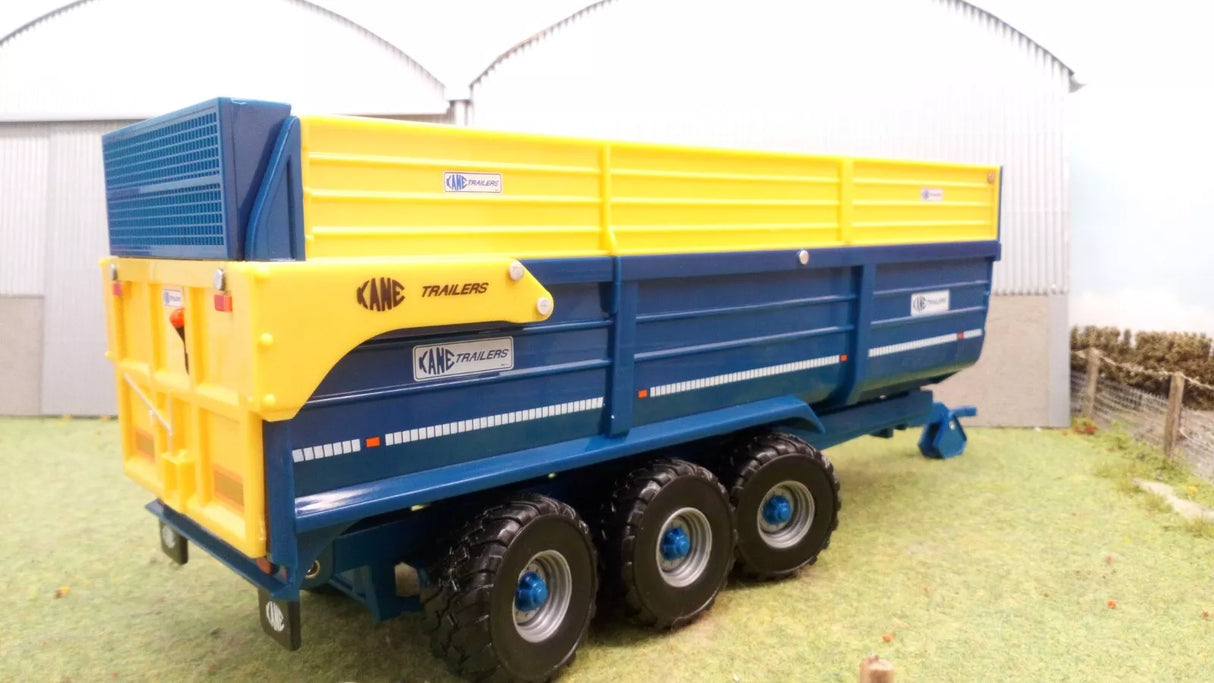 Britains 1:32 Scale Kane Tri-Axle Silage Trailer - Durable Halfpipe Silage Model Trailer