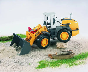 Bruder Liebherr Articulated Road loader L574