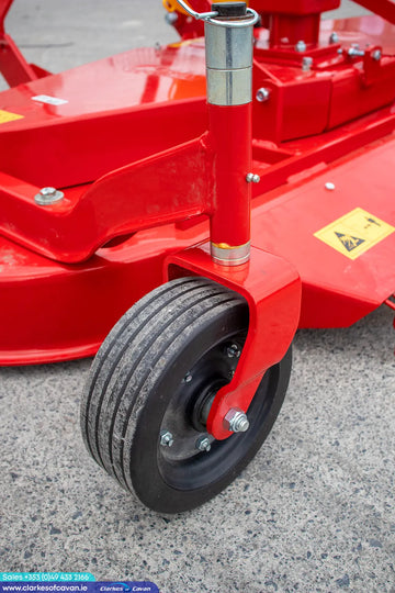 Caroni TC 910 Finishing mower