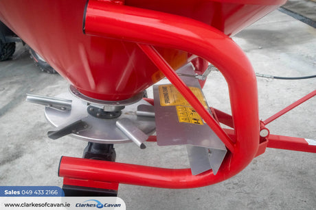 Cosmo PTB 560 Fertiliser Spreader