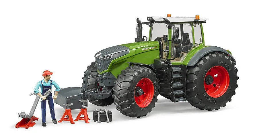 Bruder Fendt 1050 Vario Tractor & Accessories
