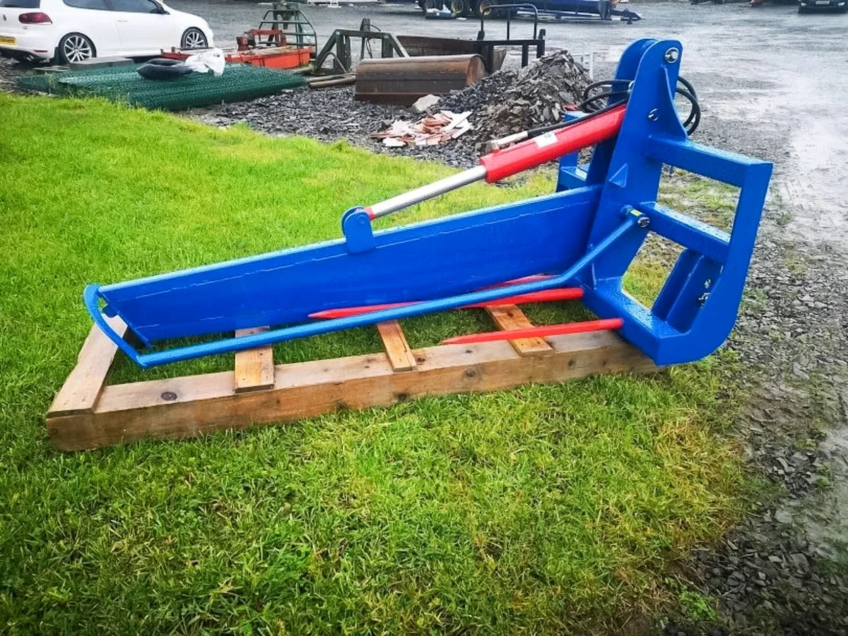 Dowd Engineering Bale Splitter
