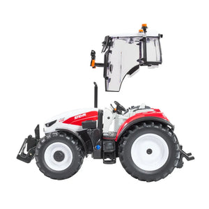 Britains Steyr 4120 Plus Tractor 1:32 Scale