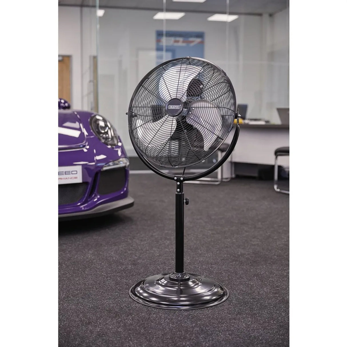Draper 230V Pedestal Fan, 18"/450mm, 120W - High-Velocity Airflow with Adjustable Height (70429)