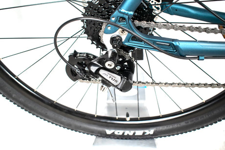 GHOST KATO 3.9 MTB Medium - Hardtail Mountain Bike | 29-Inch Wheels | Shimano 24-Speed