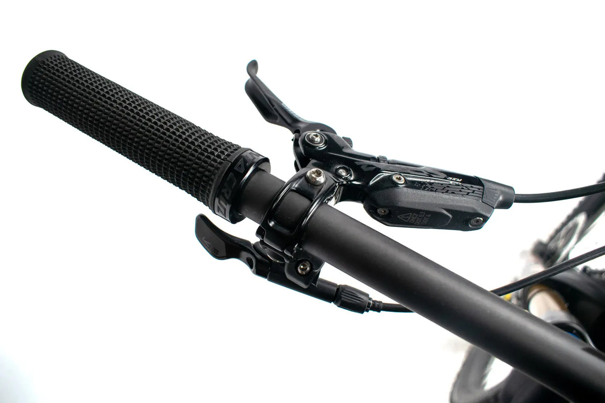 Santa Cruz Nomad CC X01 Kit Medium Mountain Bike