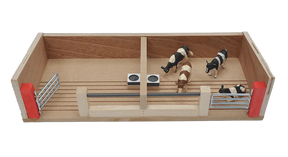 Millwood Cattle House with 2 Pens