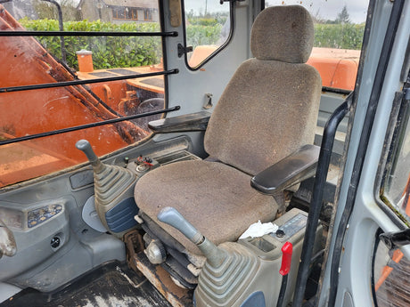 Fiat-Hitachi EX135