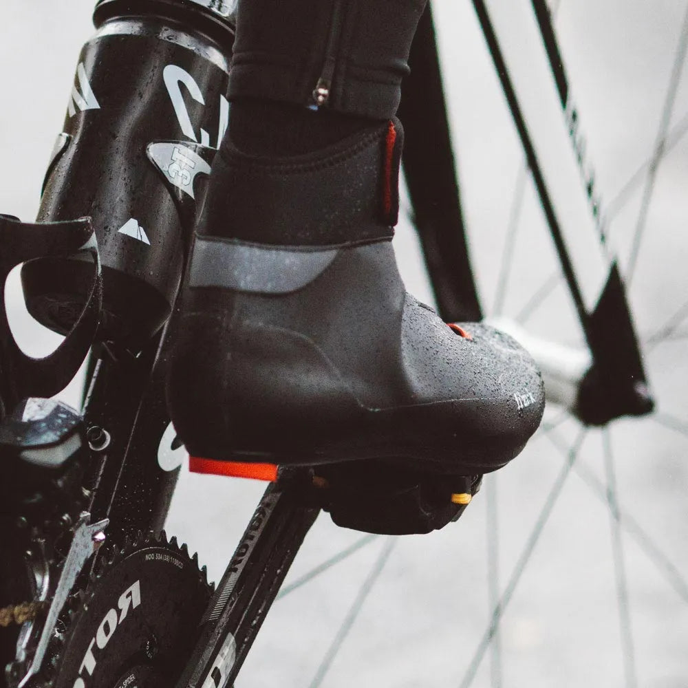 Fizik Artica R5 Winter Cycling Shoes - Waterproof, Breathable, and Insulated for Cold Weather Performance