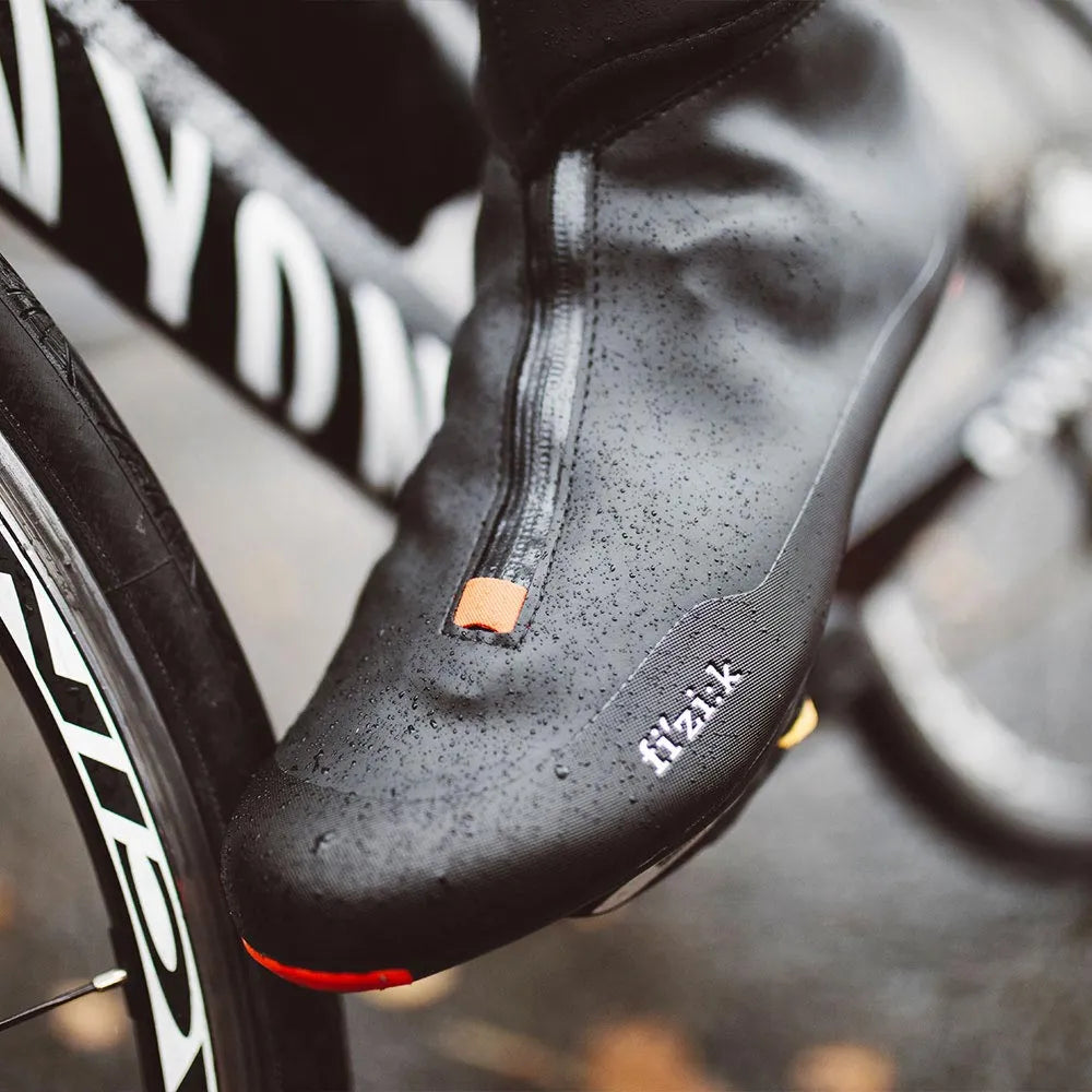 Fizik Artica R5 Winter Cycling Shoes - Waterproof, Breathable, and Insulated for Cold Weather Performance