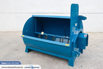 Fleming Minimuck Muck Spreader