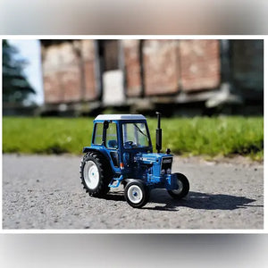 Britains Ford 6600 Tractor 1:32 Scale Model 43308