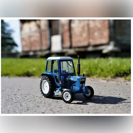 Britains Ford 6600 Tractor 1:32 Scale Model 43308