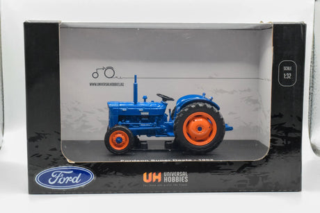 Fordson Super Dexta Model Tractor 1:32 Scale Die‑Cast by Universal Hobbies (1962)